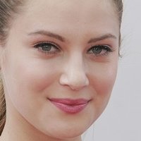 Zoe Levin Meztelen